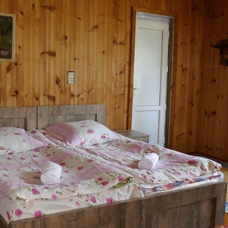 Lagami House Hotel Местия Екстериор снимка